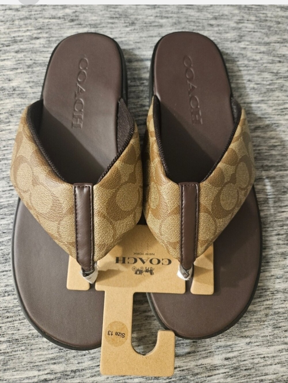 Coach Flip-flops